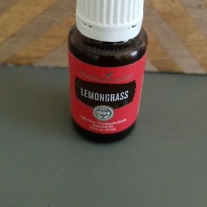 Young Living Lemongrass Essential Oil 15 ml